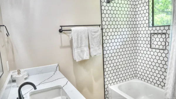 $995,000 | 727 Leakey Springs Road, Leakey, TX 78873