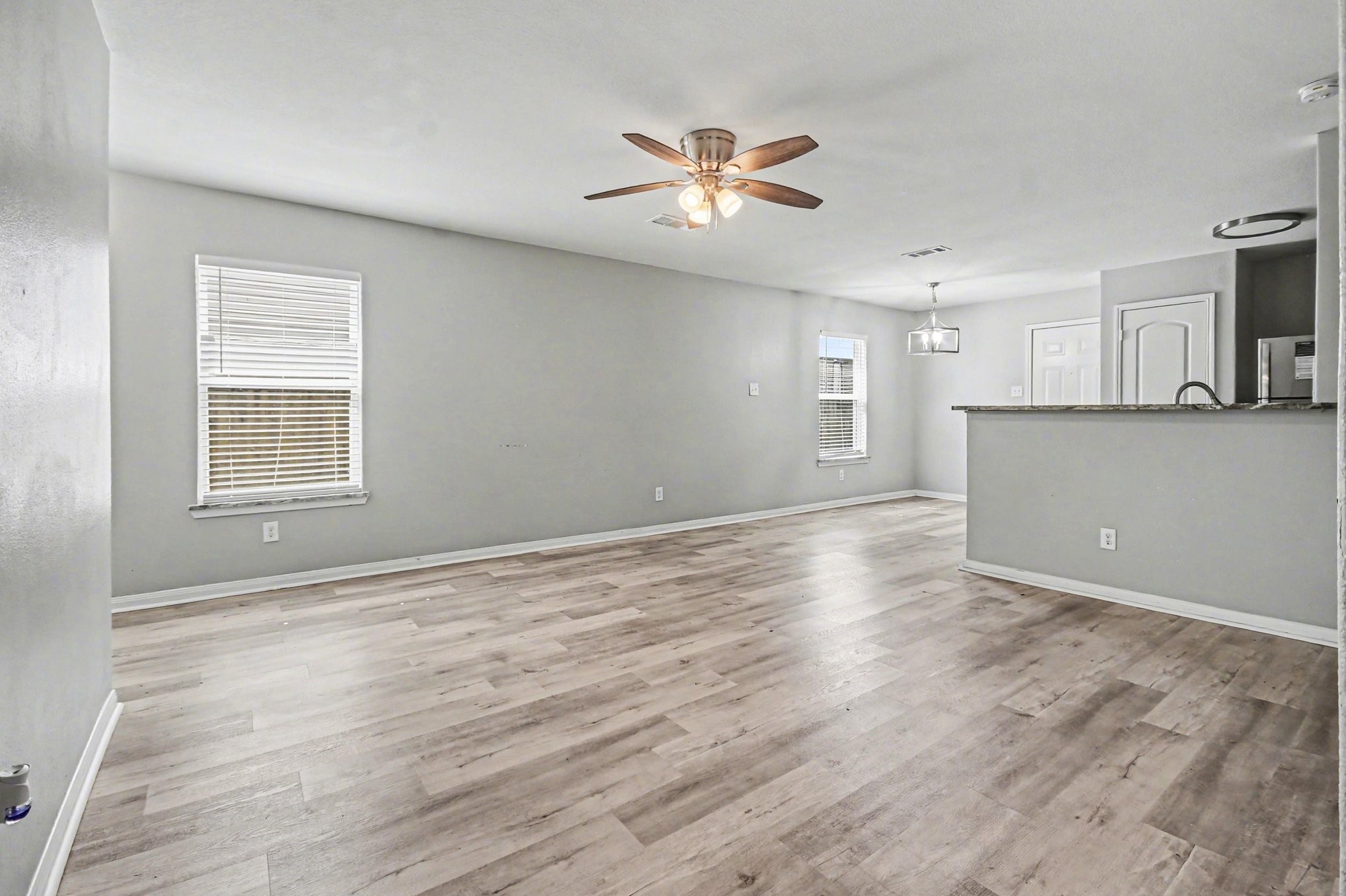 5835 Golden Cove Road Cove, TX 77523 - Photo 6 of 22