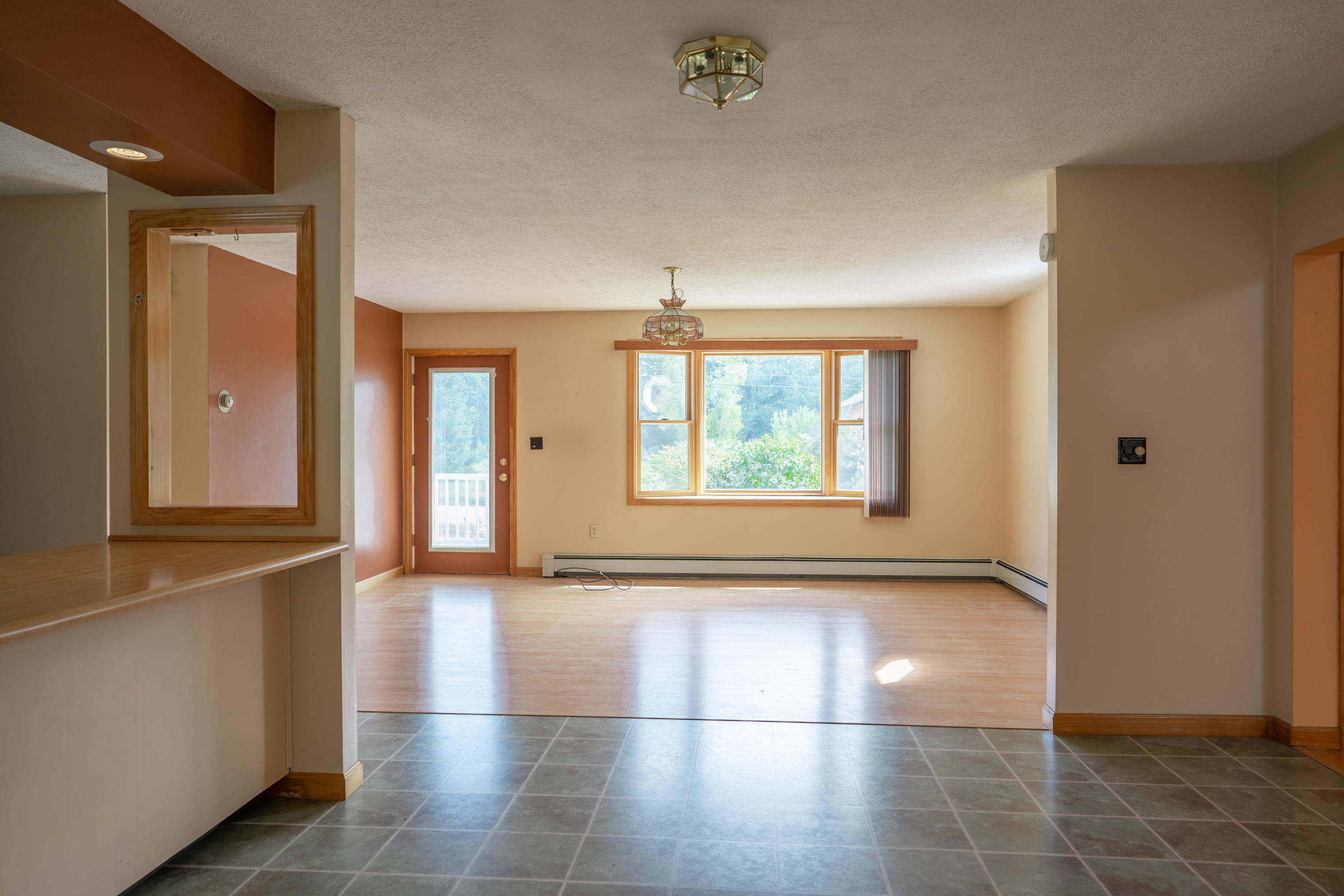 243 Pinewoods Road Lewiston, ME 04240 - Photo 10 of 27 DSC03147