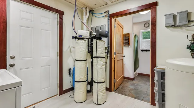 $569,500 | 8895 West North Lake, Greenwood, WI 54437