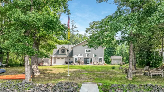 $569,500 | 8895 West North Lake, Greenwood, WI 54437