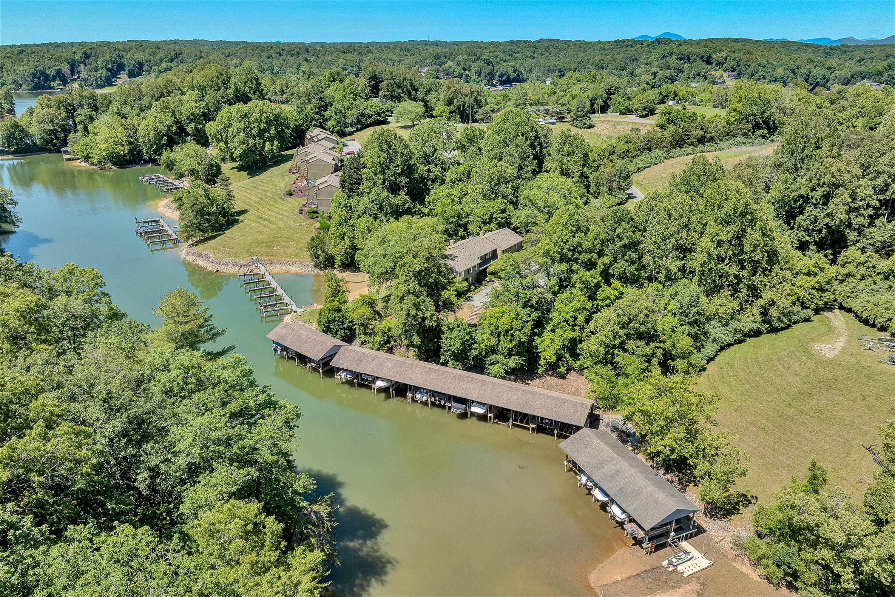 401 Harbor Ridge Drive Goodview, VA 24095 - Photo 27 of 35 34-VM-0604