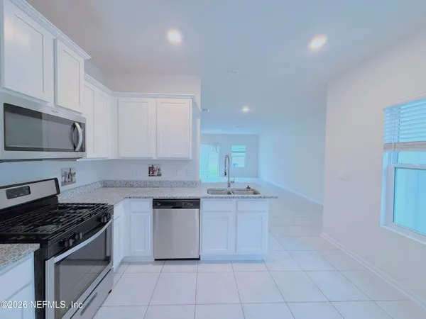 $1,950 | 365 Coastline Way Street, St. Augustine, FL 32092