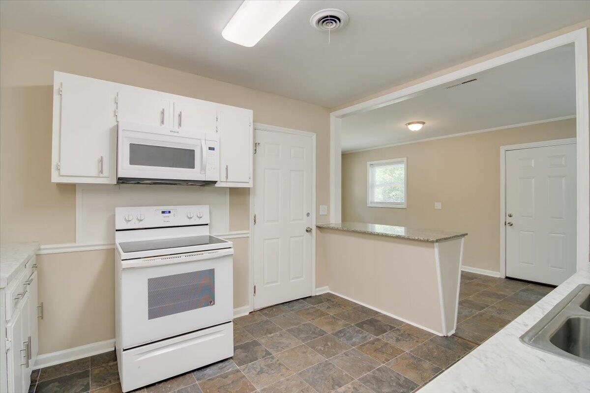 2436 Ridge Road Augusta, GA 30906 - Photo 11 of 28 09-009-