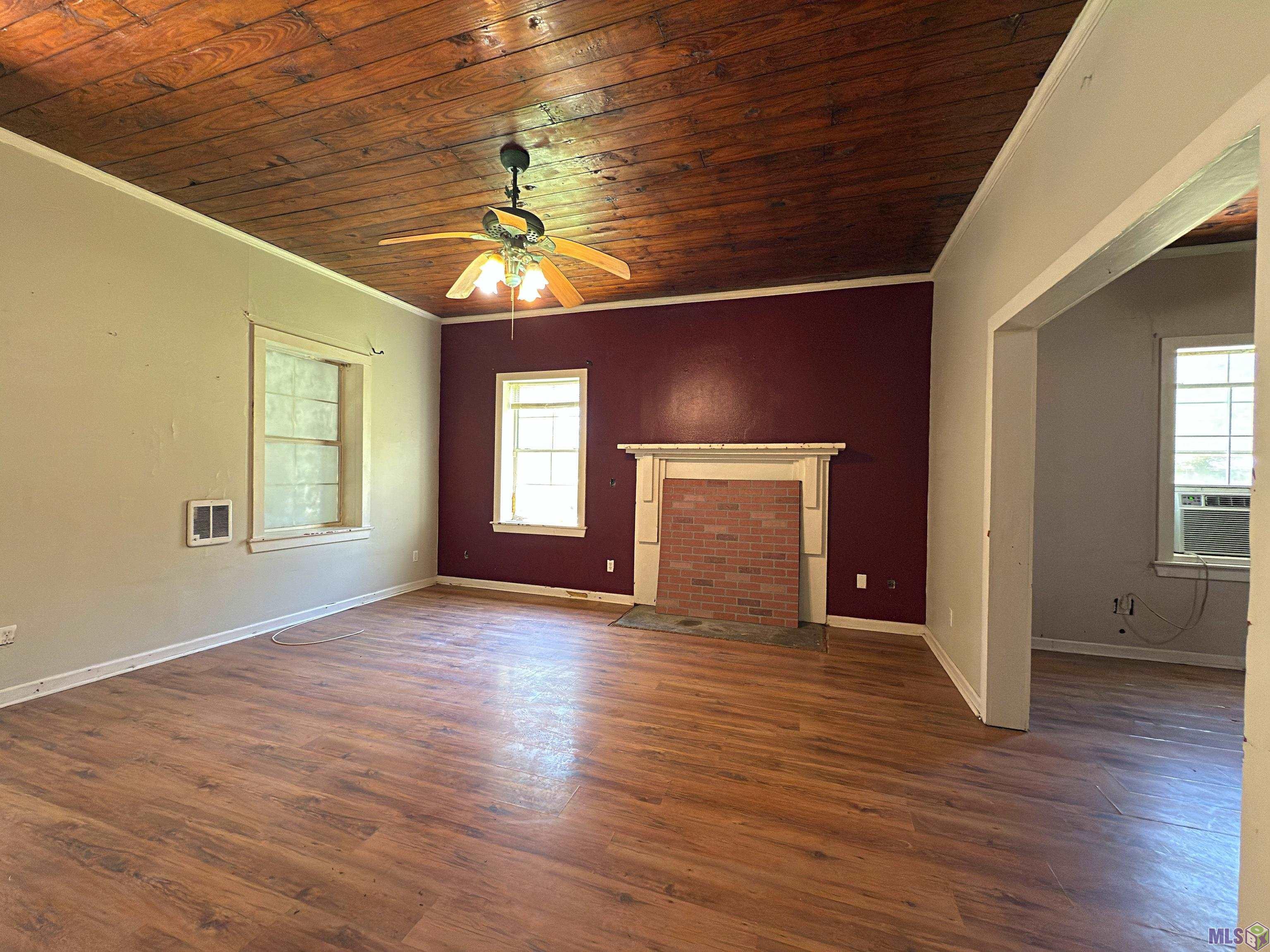 8975 Springfield Road Denham Springs, LA 70706 - Photo 10 of 17