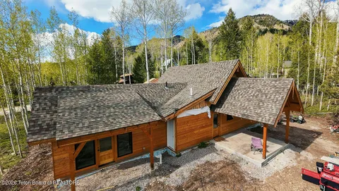 $579,000 | 40 Green Canyon Drive, Star Valley Ranch, WY 83127