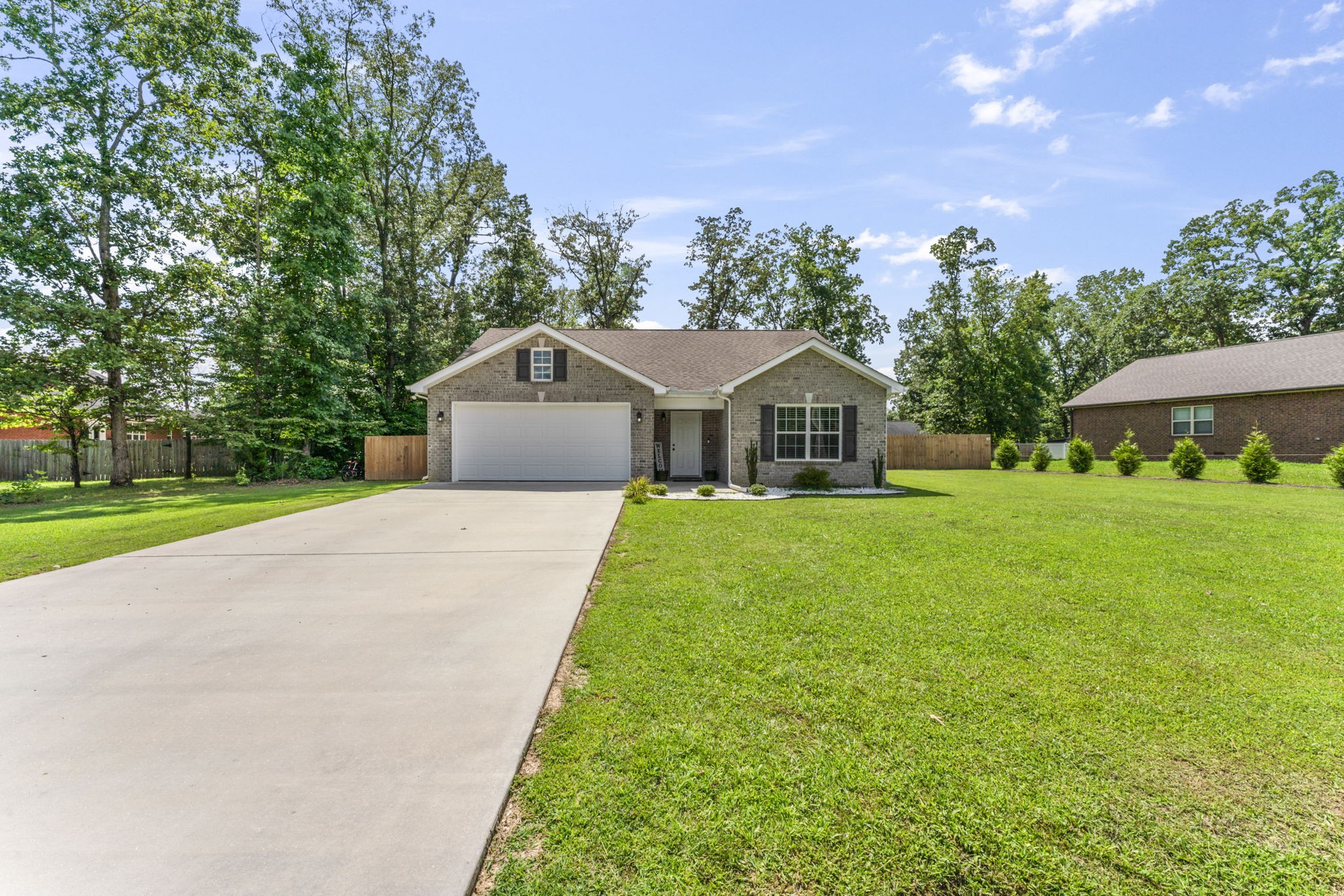 390 Oak Hollow Road Manchester, TN 37355 - Photo 2 of 28 Gallery Image 2