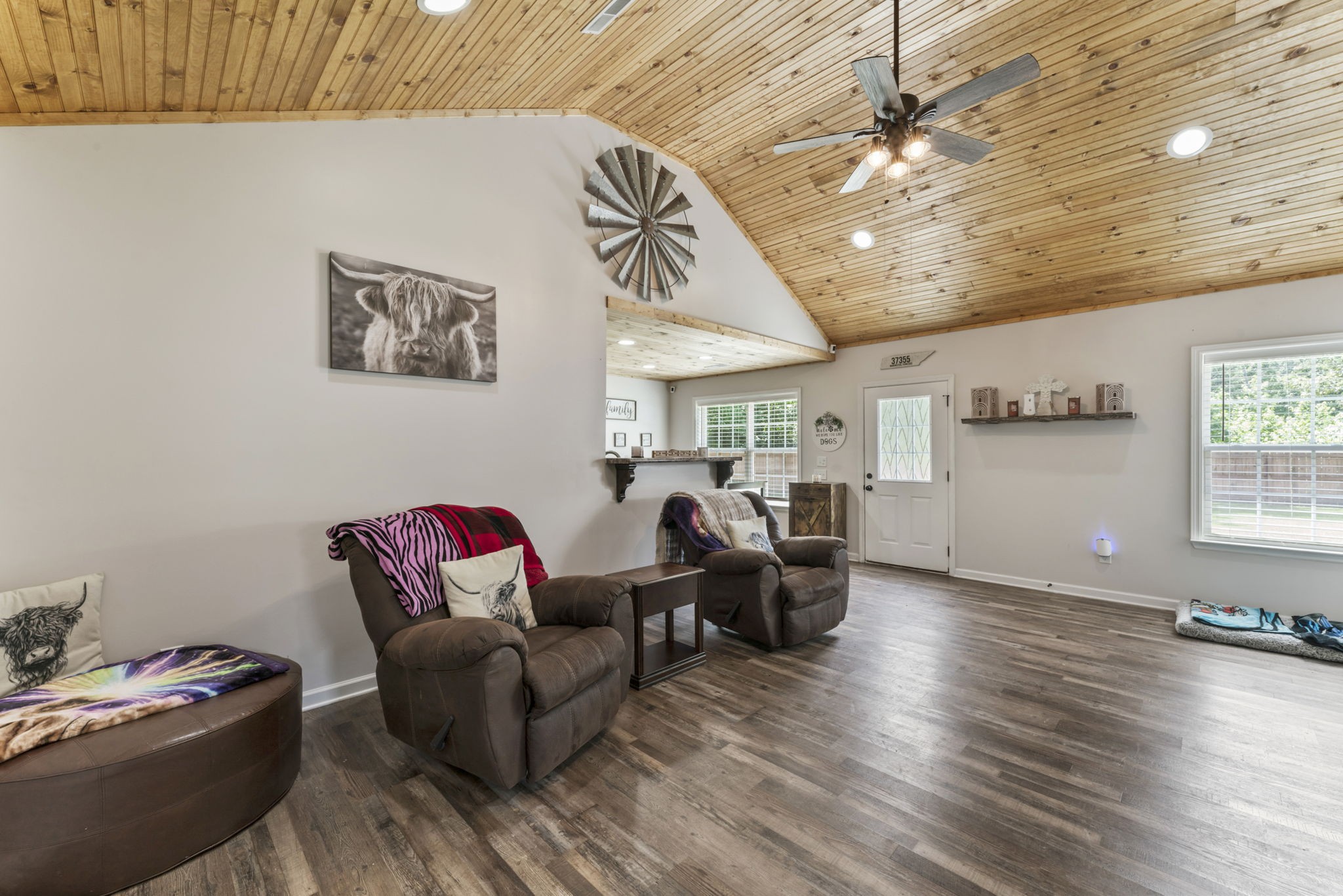 390 Oak Hollow Road Manchester, TN 37355 - Photo 5 of 28 Gallery Image 5