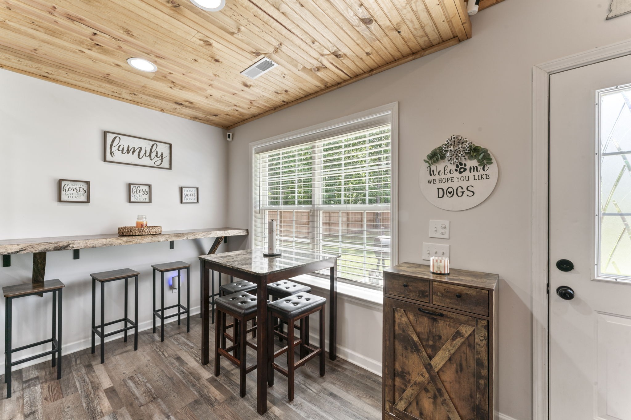 390 Oak Hollow Road Manchester, TN 37355 - Photo 8 of 28 Gallery Image 8