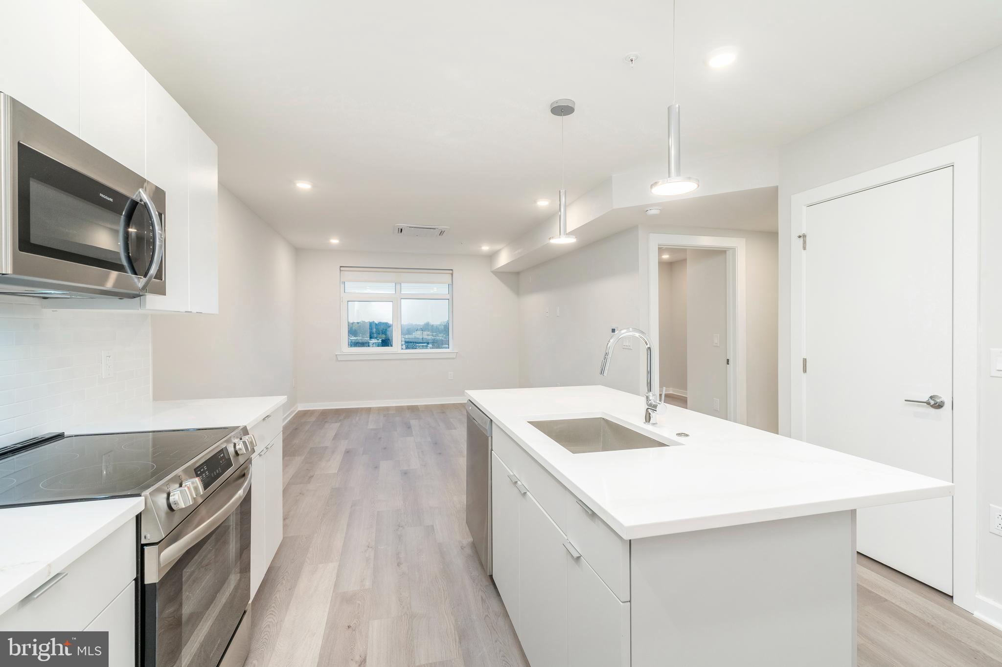3449 Scotts Lane, Unit B314 Philadelphia, PA 19129 - Photo 6 of 19