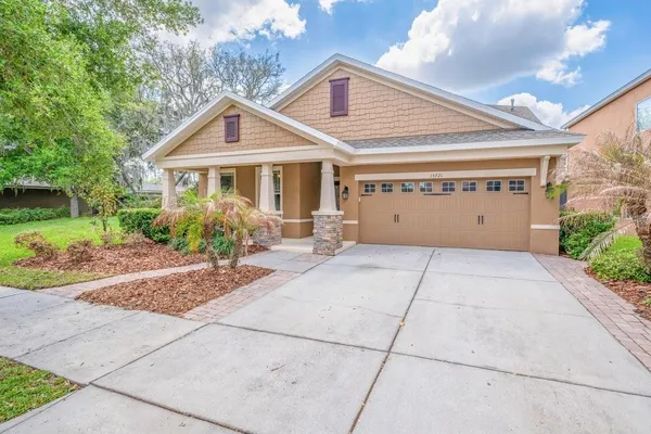 $519,000 | 15721 Oakleaf Run Drive, Lithia, FL 33547