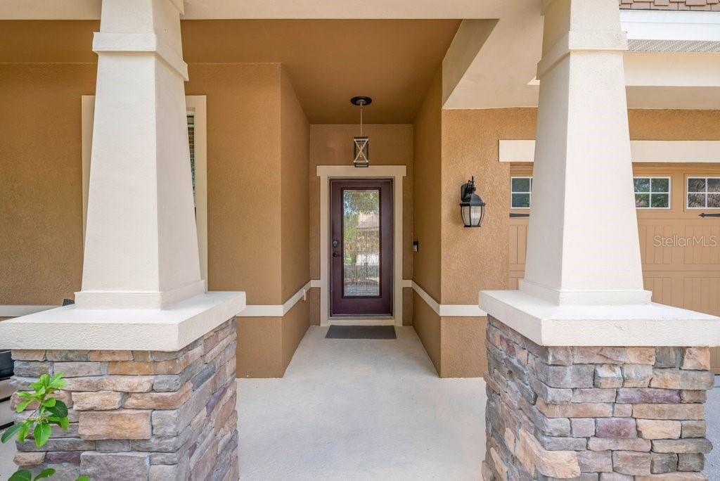 15721 Oakleaf Run Drive Lithia, FL 33547 - Photo 5 of 45