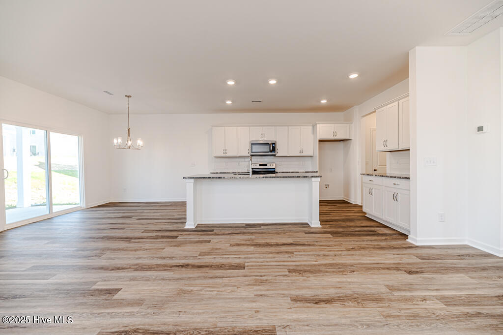 808 Cold Creek Road Aberdeen, NC 28315 - Photo 20 of 37 Similar model for Demonstration purposes only. Design selections and finishes may vary.