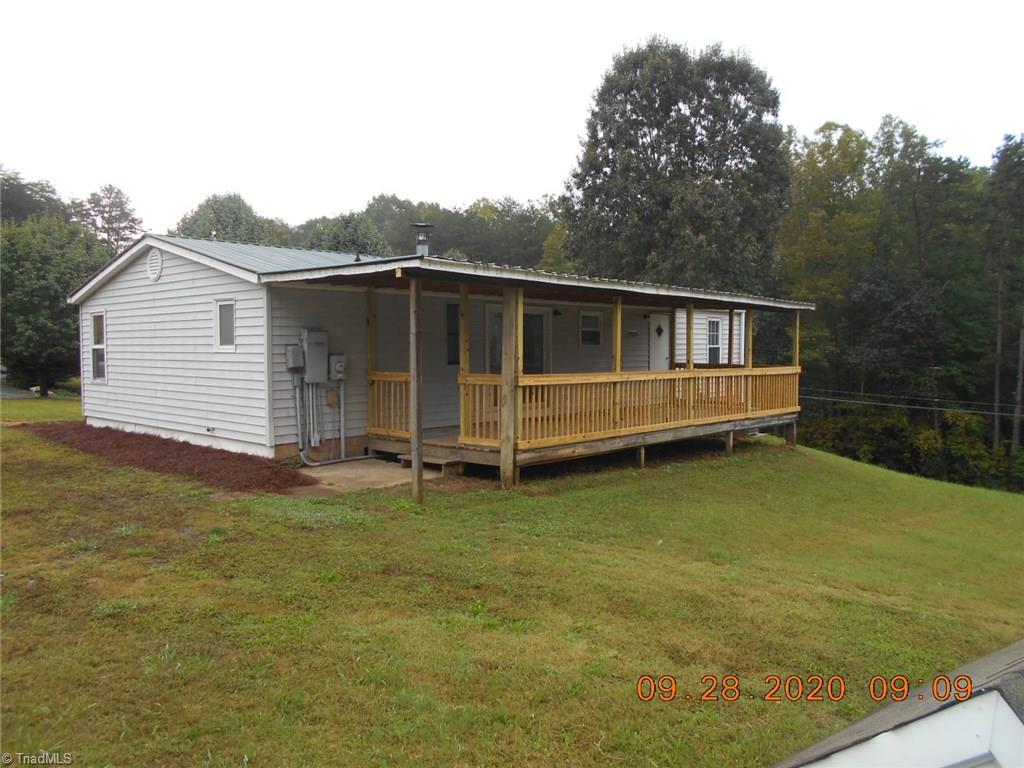 1137 County Home Road Walnut Cove, NC 27052 - Photo 5 of 34 Gallery Image 5