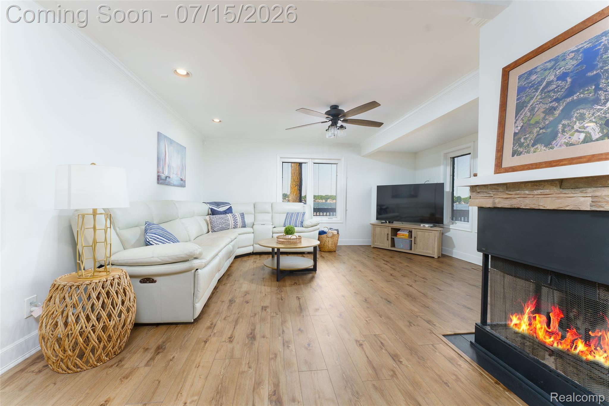 2226 Bowles Street Fenton, MI 48430 - Photo 3 of 24 22.jpg