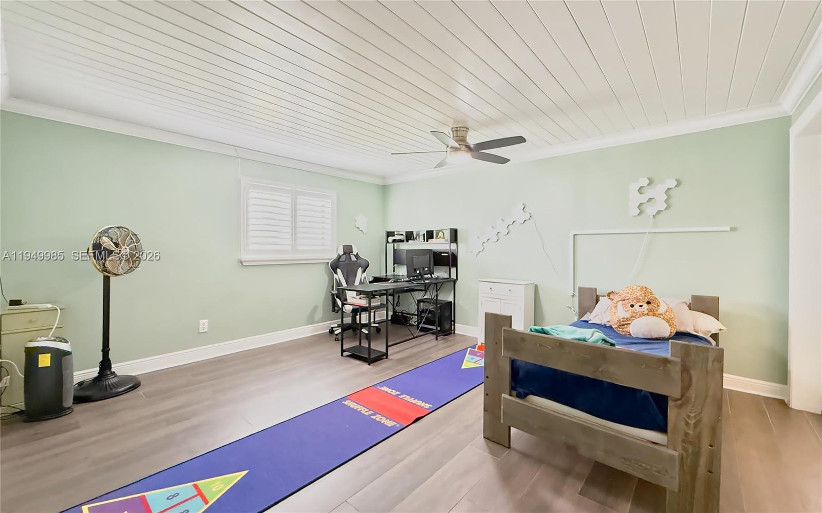 19280 Southwest 304th Street Homestead, FL 33030 - Photo 30 of 57