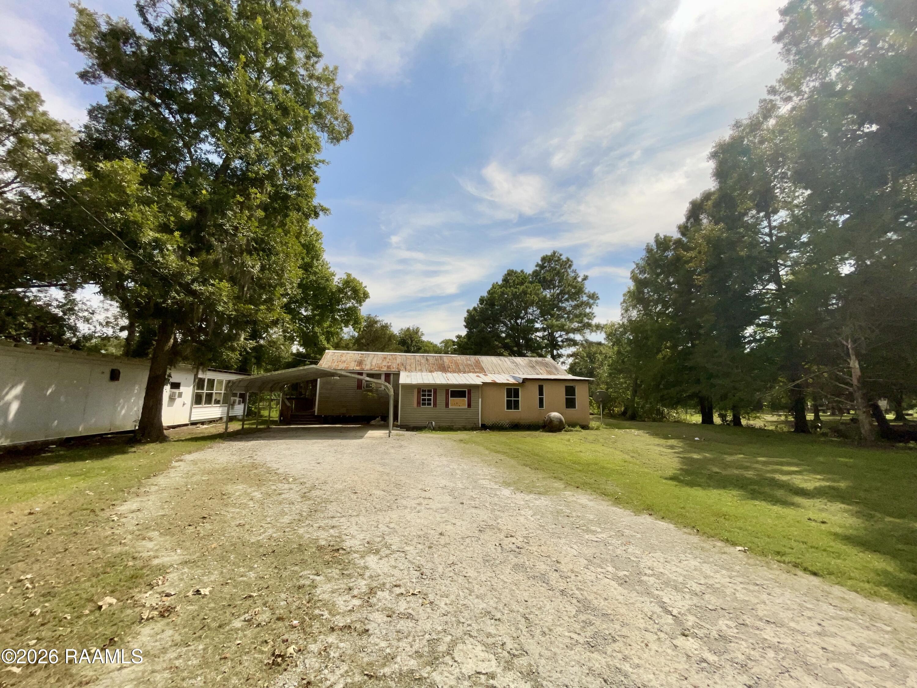 2918 Courtableau Road Port Barre, LA 70577 - Photo 2 of 30 IMG_2428