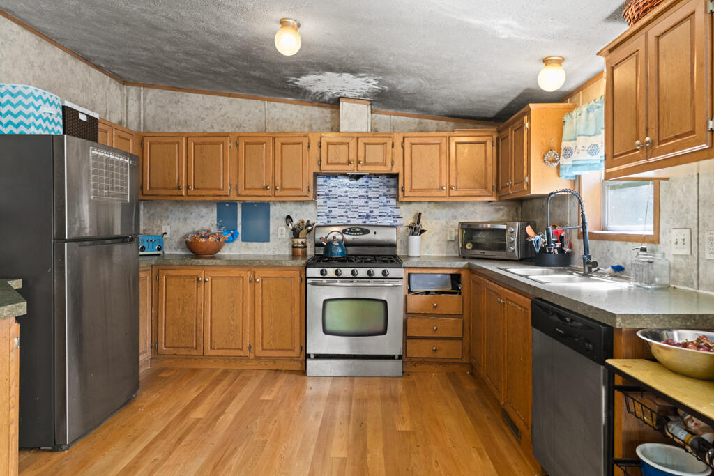 238 Long Plains Road Buxton, ME 04093 - Photo 15 of 42 Kitchen