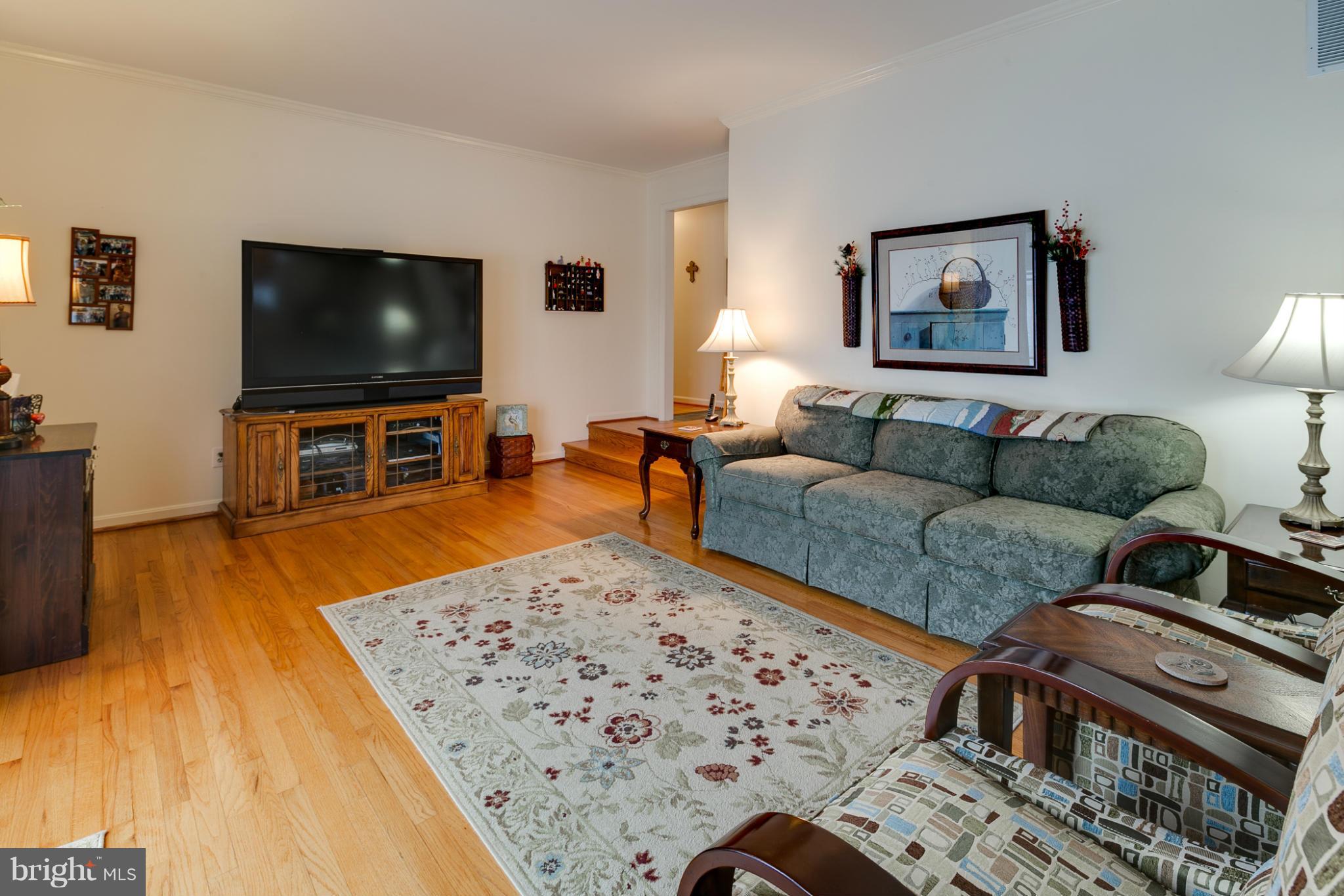 14399 Old Frederick Road Cooksville, MD 21723 - Photo 11 of 30 Family Room