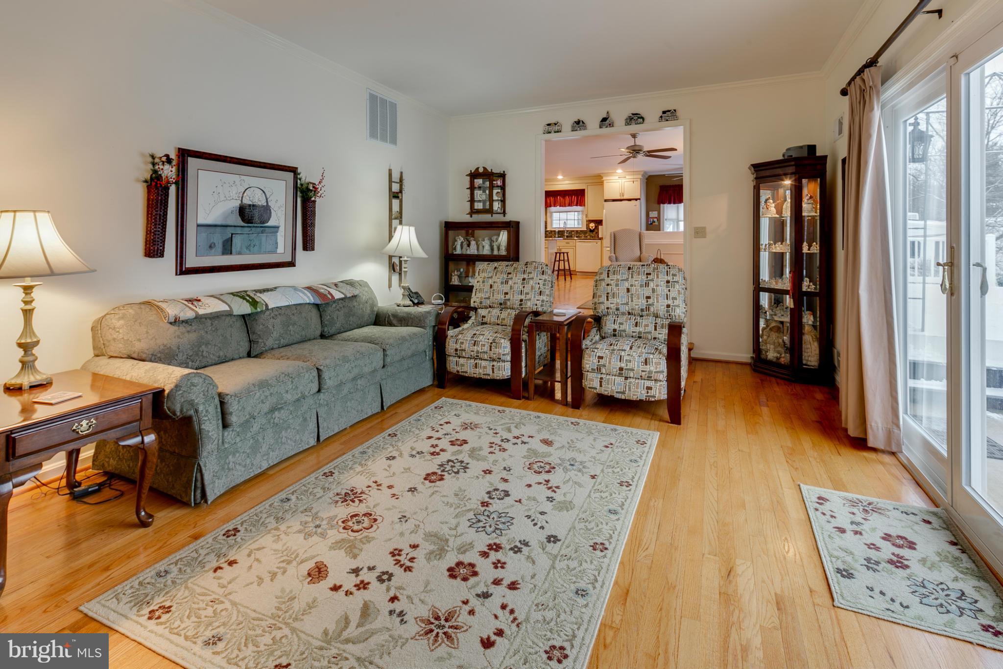 14399 Old Frederick Road Cooksville, MD 21723 - Photo 12 of 30 Family Room