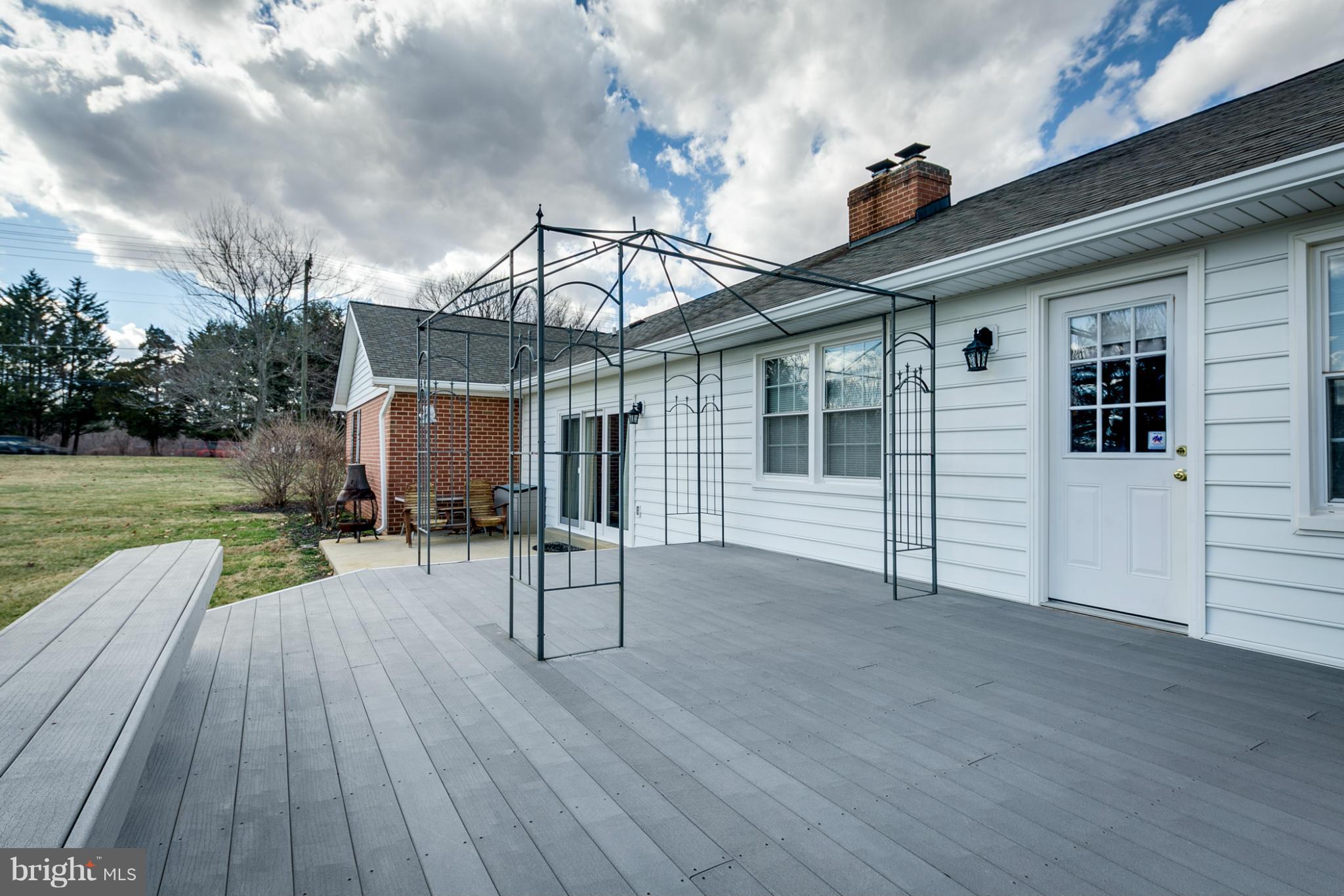 14399 Old Frederick Road Cooksville, MD 21723 - Photo 28 of 30 Deck