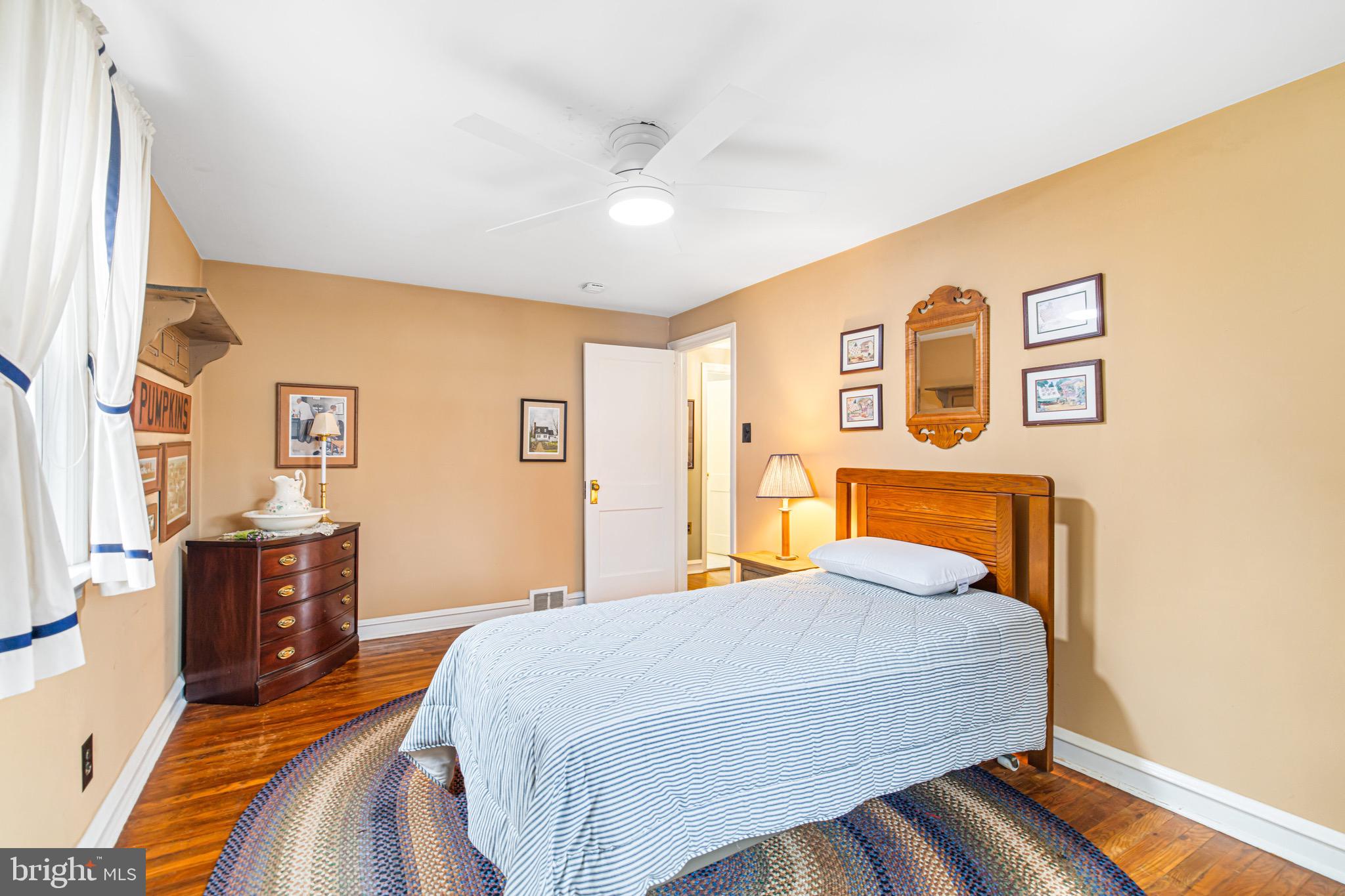 237 Byberry Road Hatboro, PA 19040 - Photo 22 of 29 3rd Bedroom