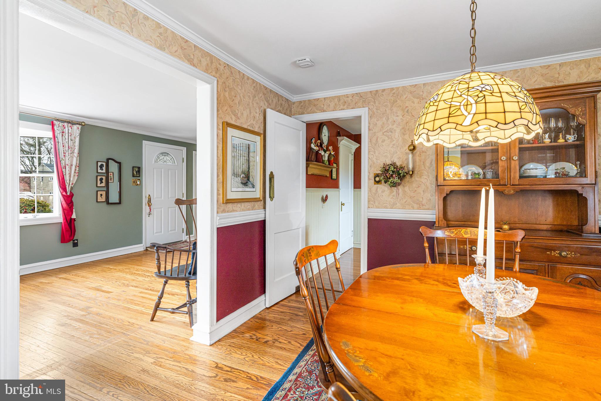 237 Byberry Road Hatboro, PA 19040 - Photo 7 of 29 Dining Room