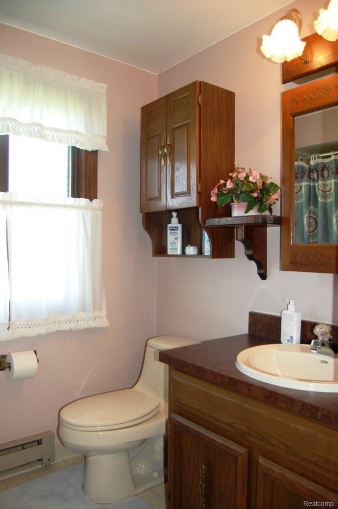 67483 Wolcott Road Ray, MI 48096 - Photo 23 of 48 Master Bath