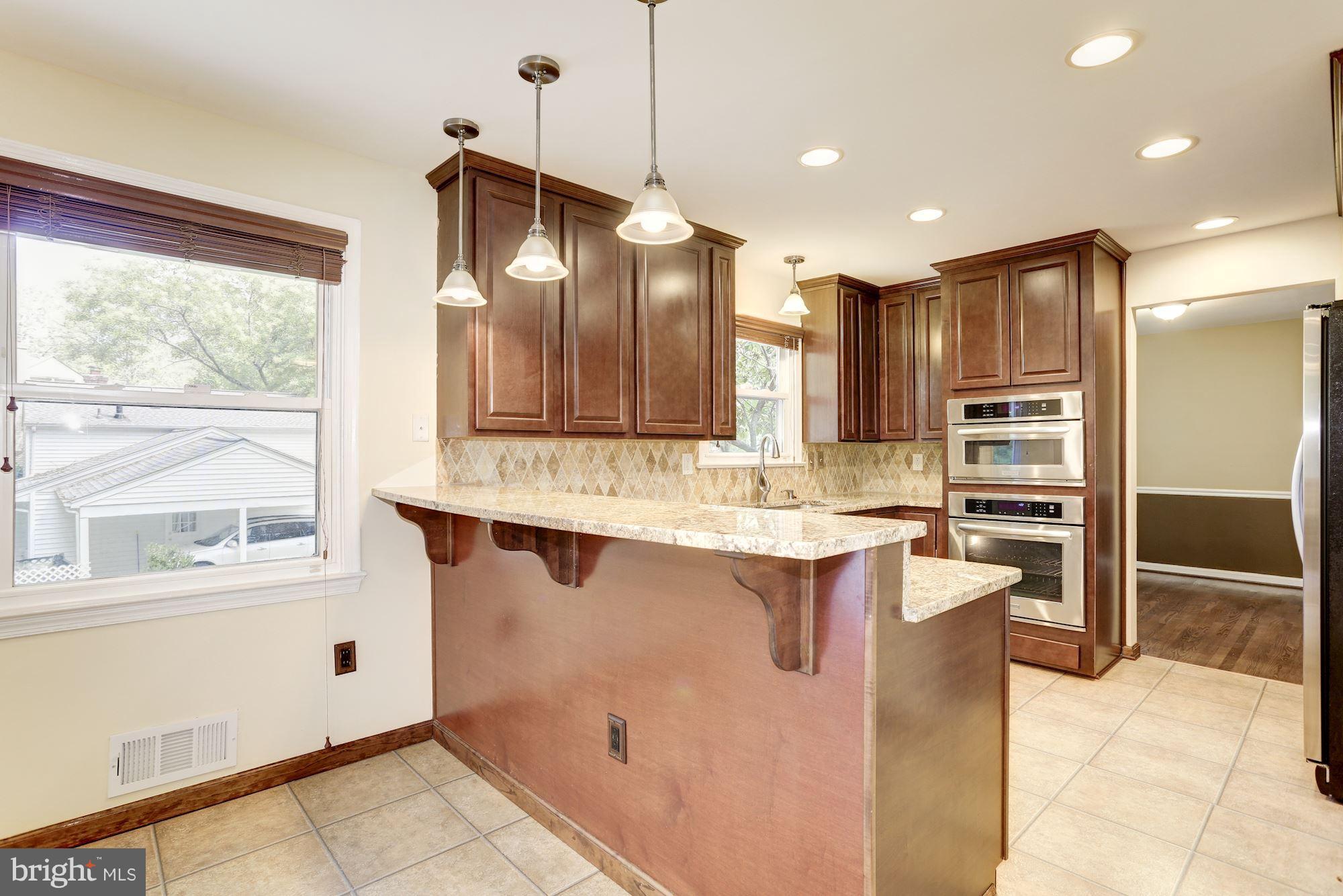 5184 Eliots Oak Road Columbia, MD 21044 - Photo 6 of 30 Kitchen
