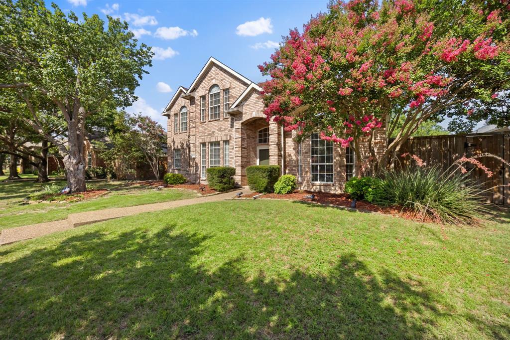 751 Yellowstone Drive Allen, TX 75002 - Photo 4 of 37