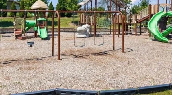 a picture of a bench in room