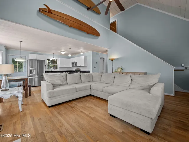 $969,000 | 307 Ocean Oaks Drive, Emerald Isle, NC 28594