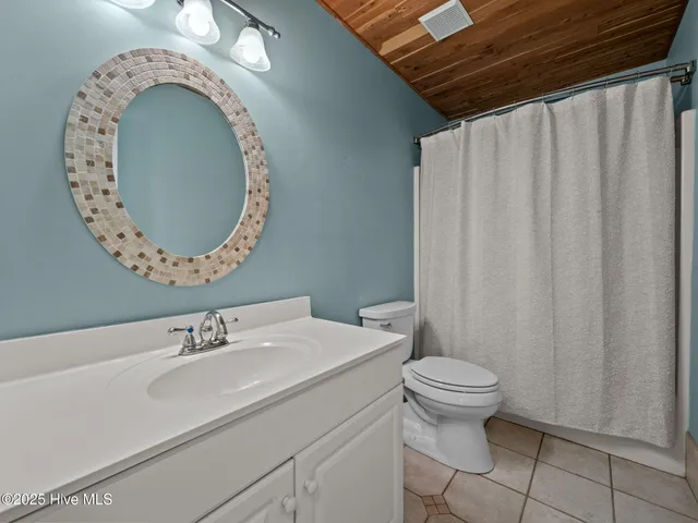 $969,000 | 307 Ocean Oaks Drive, Emerald Isle, NC 28594