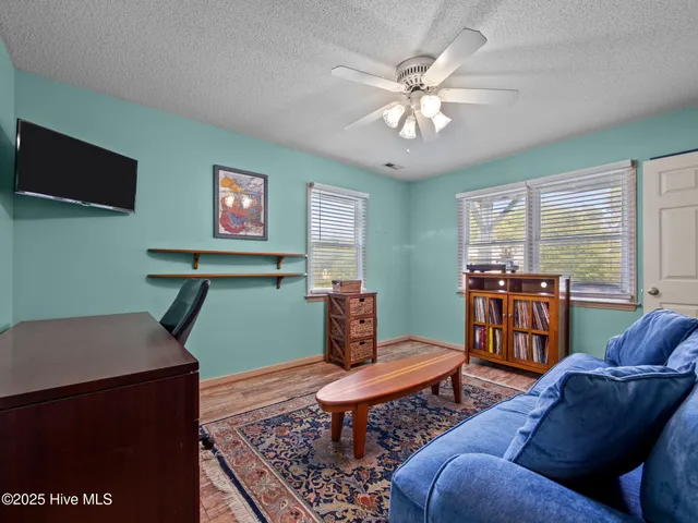 $969,000 | 307 Ocean Oaks Drive, Emerald Isle, NC 28594