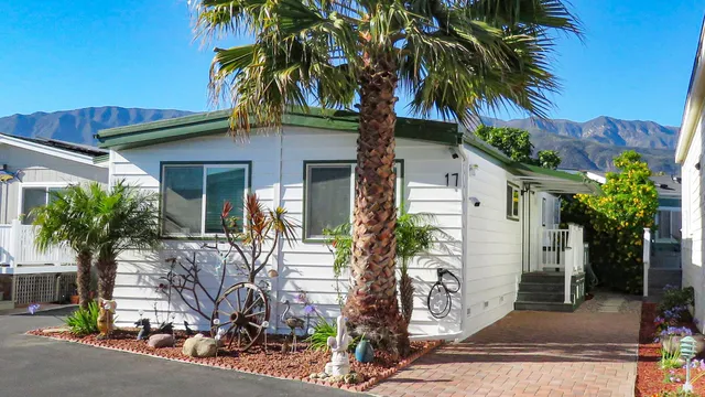 $1,180,000 | 349 Ash Avenue, Unit SPC 17, Carpinteria, CA 93013