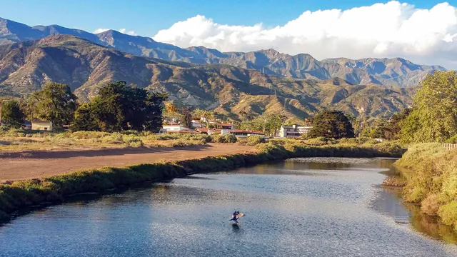 a view of outside area