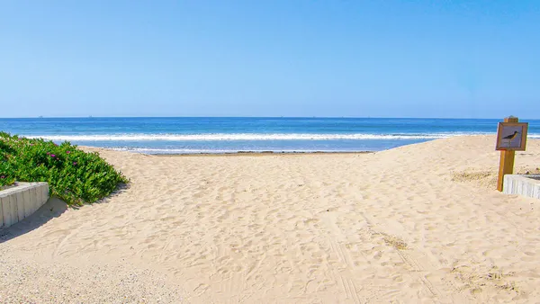 $1,080,000 | 349 Ash Avenue, Unit SPC 17, Carpinteria, CA 93013