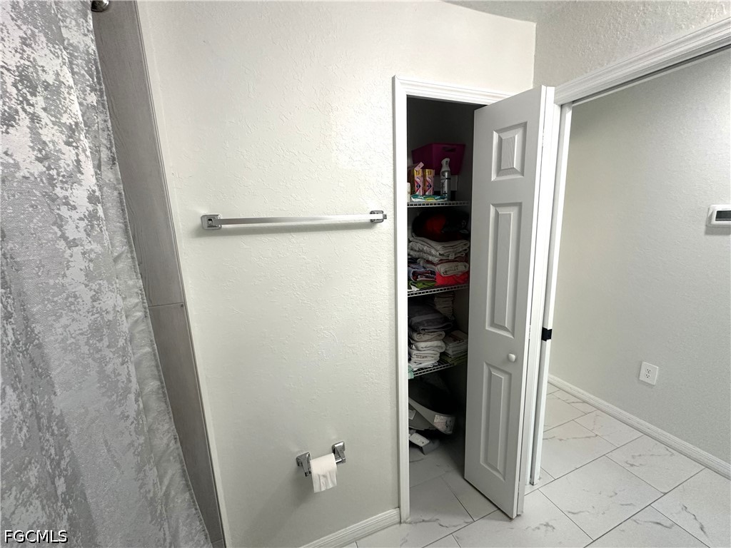 3710 38th Street Southwest Lehigh Acres, FL 33976 - Photo 23 of 36
