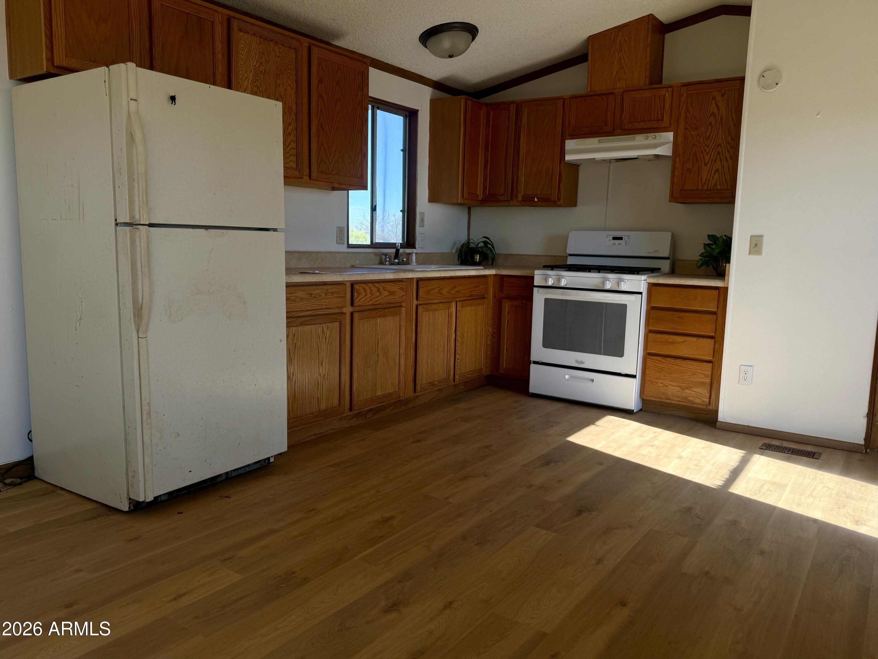 10426 South Corgi Ranch Road Hereford, AZ 85615 - Photo 8 of 20 IMG-3440