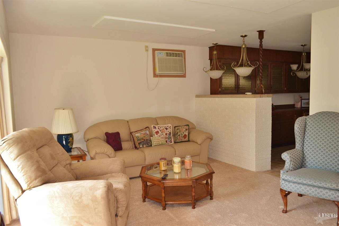 1235 Cinnamon Road Fort Wayne, IN 46825 - Photo 3 of 17 Gallery Image 3