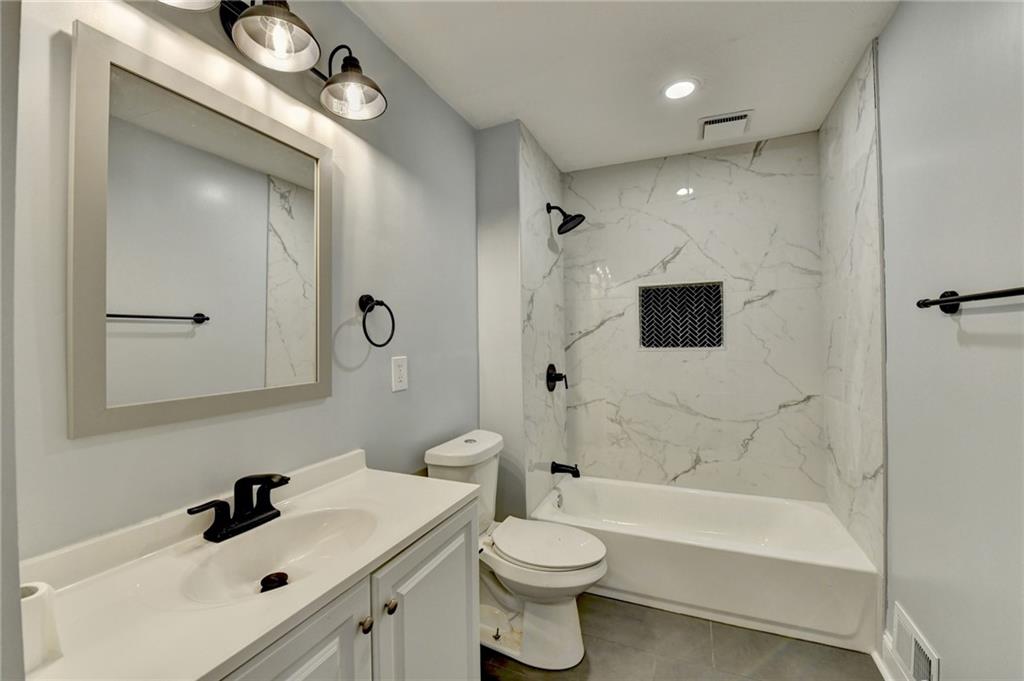 1695 Bull Run Southwest Lilburn, GA 30047 - Photo 25 of 45