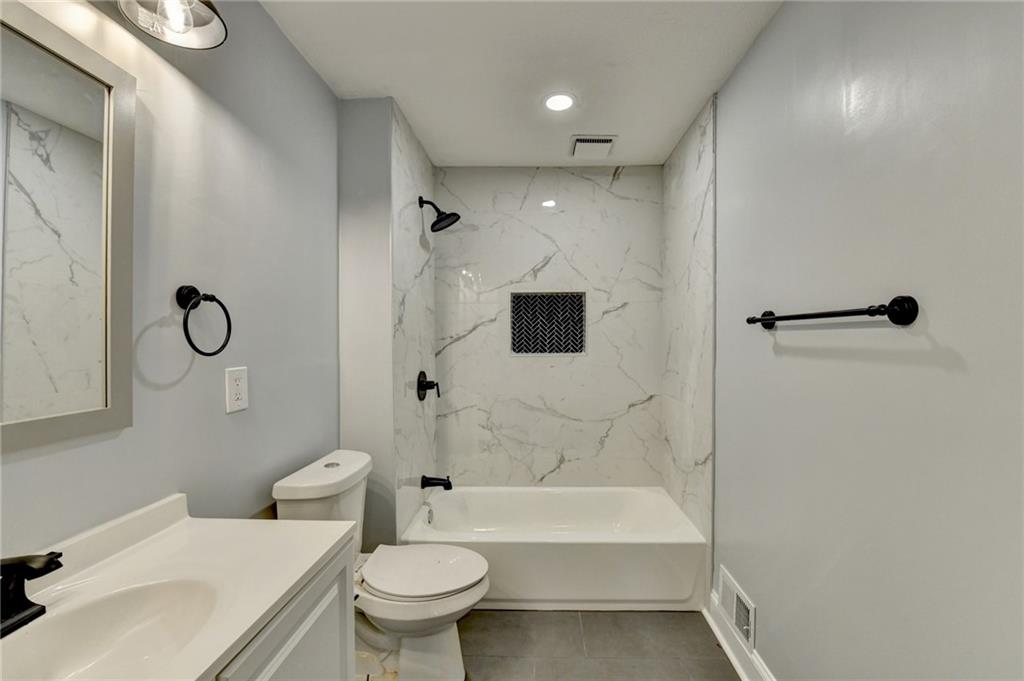 1695 Bull Run Southwest Lilburn, GA 30047 - Photo 26 of 45