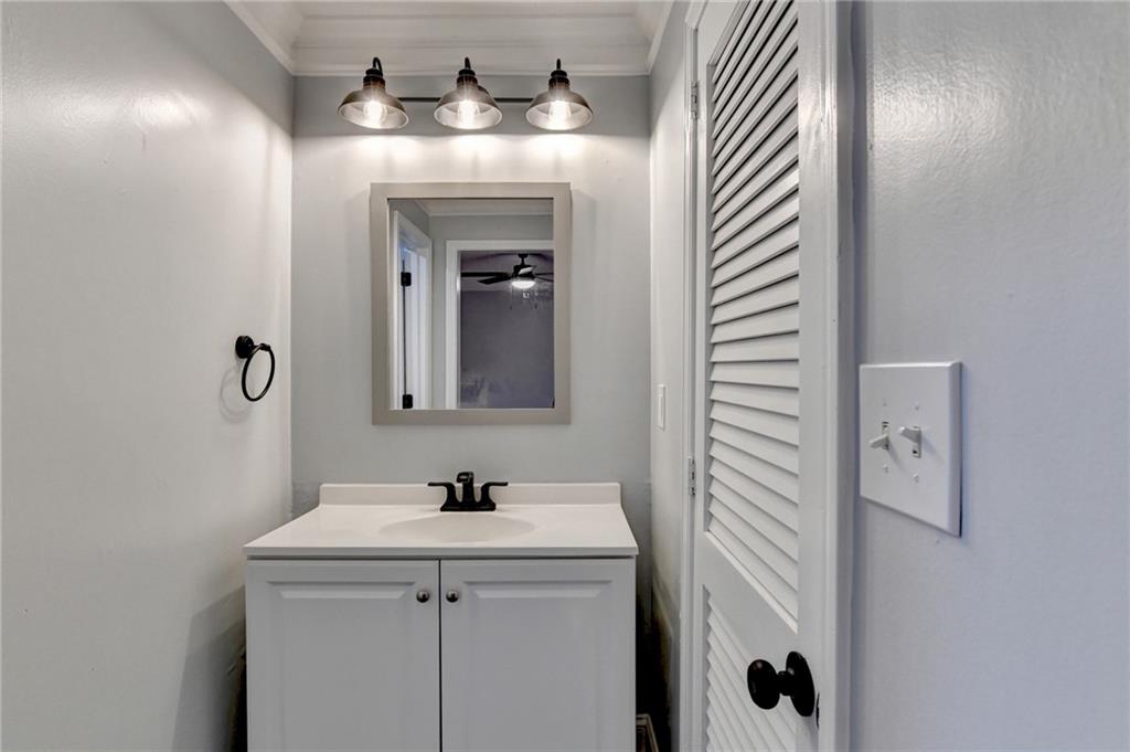 1695 Bull Run Southwest Lilburn, GA 30047 - Photo 35 of 45