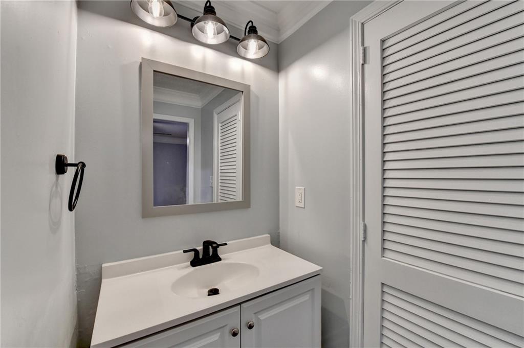 1695 Bull Run Southwest Lilburn, GA 30047 - Photo 36 of 45