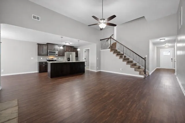 $1,900 | 1676 Putnam Drive, Clarksville, TN 37042