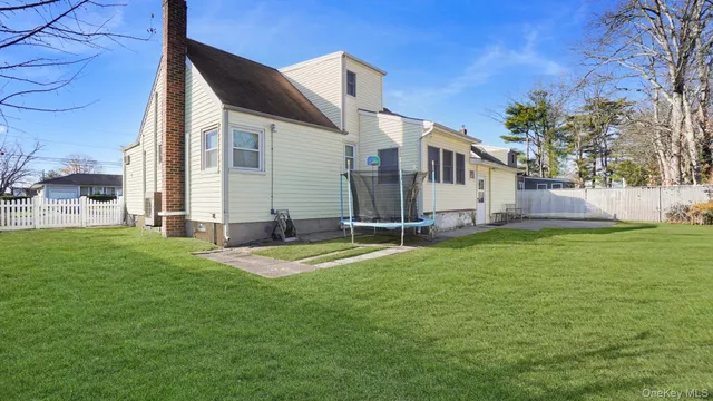 $699,000 | 197 West 5th Street, Deer Park, NY 11729