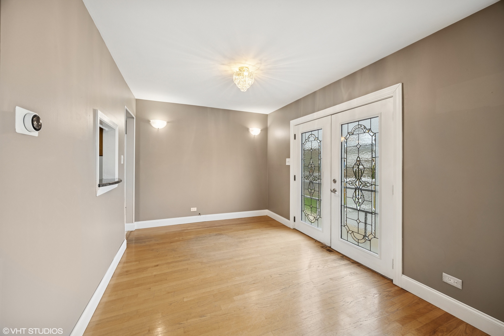 9143 Beechnut Road Hickory Hills, IL 60457 - Photo 7 of 37 Gallery Image 7