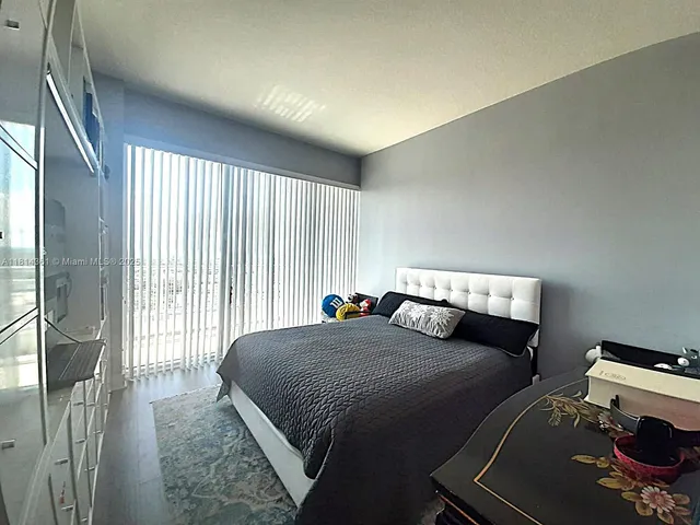 $2,750 | 60 Southwest 13th Street, Unit 1601, Miami, FL 33130
