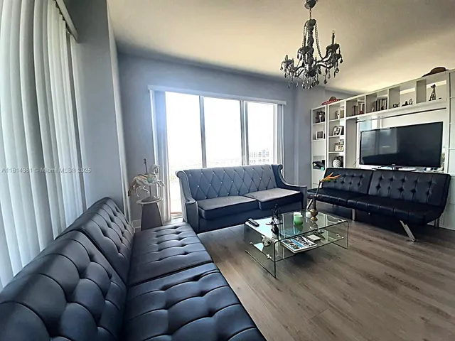 $2,750 | 60 Southwest 13th Street, Unit 1601, Miami, FL 33130