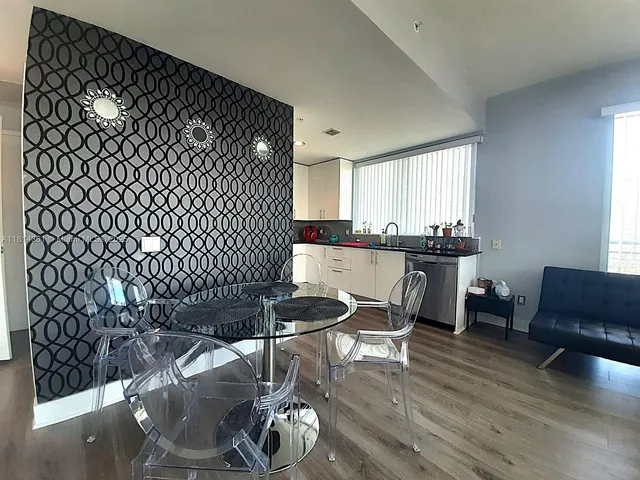 $2,750 | 60 Southwest 13th Street, Unit 1601, Miami, FL 33130